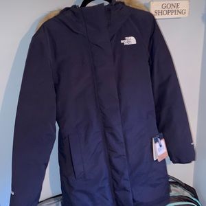 NWT North face women’s arctic parka